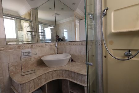 Apartamento à venda com 66m², 3 quartos e 2 vagasBanheiro Social
