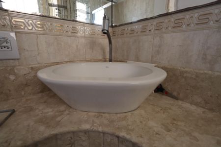 Apartamento à venda com 66m², 3 quartos e 2 vagasBanheiro Social