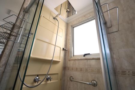 Apartamento à venda com 66m², 3 quartos e 2 vagasBanheiro Social