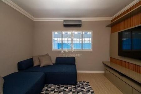 Casa à venda com 3 quartos, 240m² em Campo Belo, São Paulo