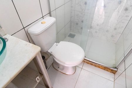 Casa de condomínio para alugar com 56m², 2 quartos e 2 vagasBanheiro