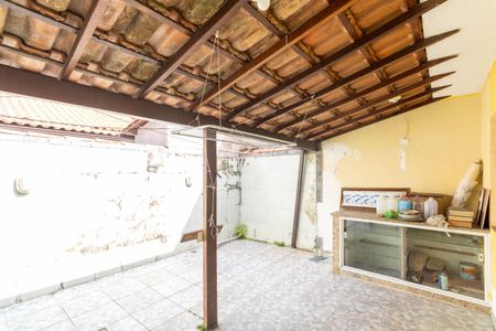 Casa de condomínio para alugar com 56m², 2 quartos e 2 vagasCozinha e Área de Serviço