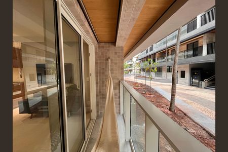 Apartamento para alugar com 65m², 2 quartos e 1 vaga Apartamento para alugar com 65m², 2 quartos e 1 vagaVaranda
