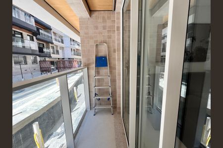 Apartamento para alugar com 65m², 2 quartos e 1 vagaVaranda 