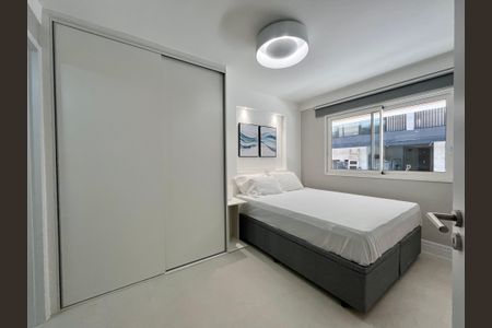 Apartamento para alugar com 65m², 2 quartos e 1 vagaSuite 