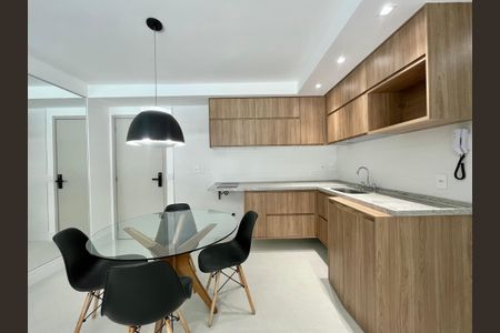 Apartamento para alugar com 65m², 2 quartos e 1 vagaCozinha 