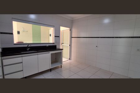 Casa para alugar com 125m², 2 quartos e 4 vagas Casa para alugar com 125m², 2 quartos e 4 vagasCozinha
