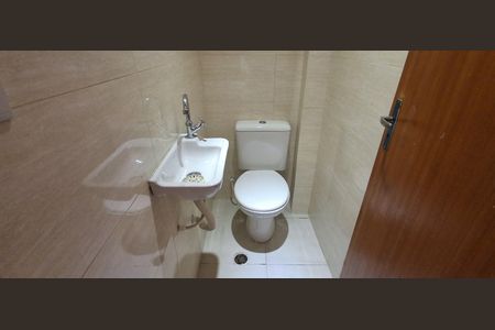 Casa para alugar com 125m², 2 quartos e 4 vagas Casa para alugar com 125m², 2 quartos e 4 vagasBanheiro garagem