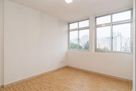 Apartamento à venda com 39m², 1 quarto e sem vaga Apartamento à venda com 39m², 1 quarto e sem vagaSala