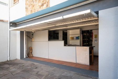 Casa para alugar com 330m², 5 quartos e 5 vagas