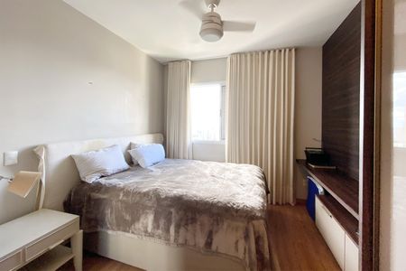 Apartamento à venda com 100m², 3 quartos e 2 vagasSuite 1