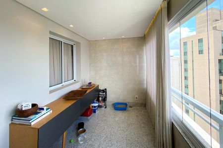 Apartamento à venda com 100m², 3 quartos e 2 vagasVaranda da Sala