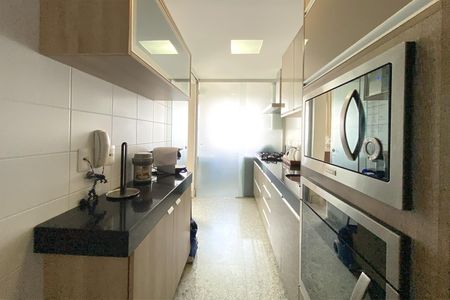 Apartamento à venda com 100m², 3 quartos e 2 vagasCozinha