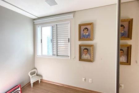 Apartamento à venda com 100m², 3 quartos e 2 vagasQuarto 2
