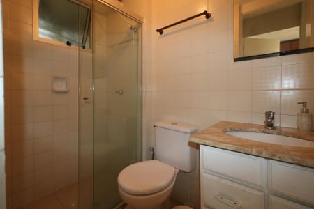 Apartamento à venda com 56m², 2 quartos e 1 vaga Apartamento à venda com 56m², 2 quartos e 1 vagaBanheiro