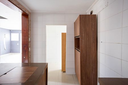 Casa para alugar com 250m², 3 quartos e 3 vagas Casa para alugar com 250m², 3 quartos e 3 vagasCozinha