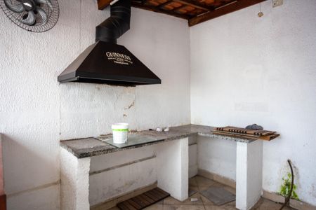 Casa para alugar com 250m², 3 quartos e 3 vagas Casa para alugar com 250m², 3 quartos e 3 vagasQuintal