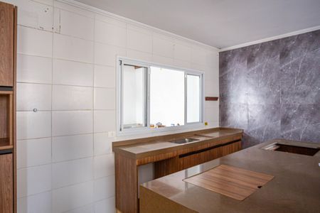 Casa para alugar com 250m², 3 quartos e 3 vagas Casa para alugar com 250m², 3 quartos e 3 vagasCozinha