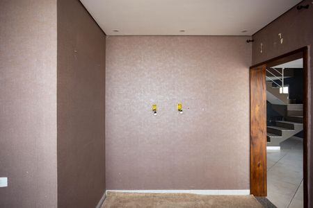 Casa para alugar com 250m², 3 quartos e 3 vagas Casa para alugar com 250m², 3 quartos e 3 vagasEscritório