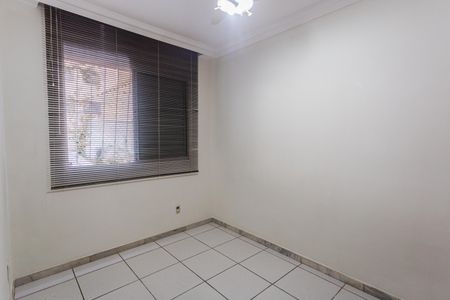 Apartamento à venda com 70m², 4 quartos e 1 vagaQuarto 2