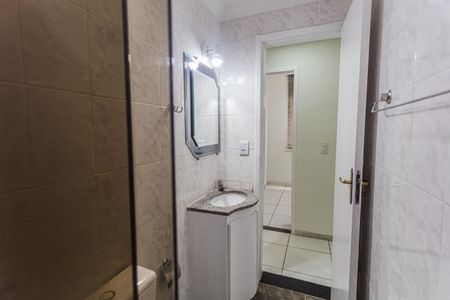 Apartamento à venda com 70m², 4 quartos e 1 vagaBanheiro Social
