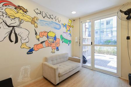 Apartamento para alugar com 42m², 2 quartos e 1 vaga Apartamento para alugar com 42m², 2 quartos e 1 vagaÁrea comum - Espaço de jogos