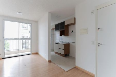 Sala de apartamento para alugar com 2 quartos, 42m² em Jaraguá, São Paulo
