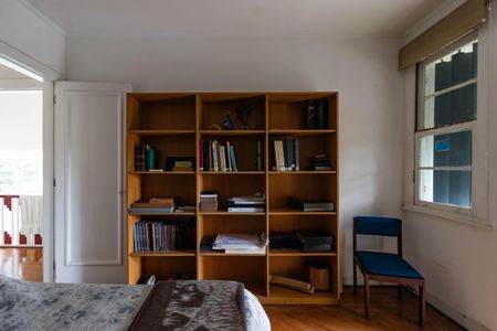 Casa para alugar com 598m², 4 quartos e 3 vagasQuarto 2