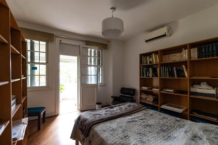 Casa para alugar com 598m², 4 quartos e 3 vagasQuarto 2