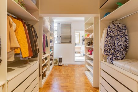 Apartamento à venda com 122m², 3 quartos e 1 vagaCloset da suíte