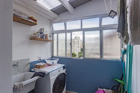 Apartamento à venda com 122m², 3 quartos e 1 vagaÁrea de Serviço