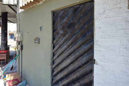 Casa para alugar com 48m², 1 quarto e sem vagaFachada