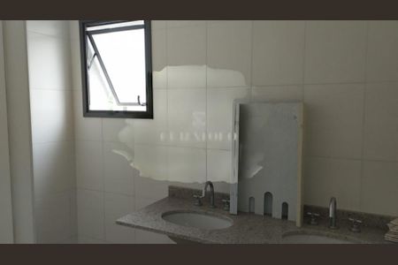 Apartamento à venda com 130m², 3 quartos e 1 vaga