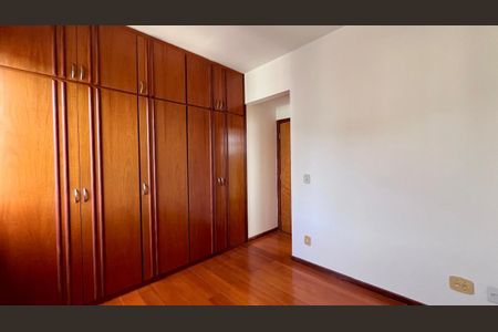 Apartamento à venda com 76m², 3 quartos e 2 vagasquarto 