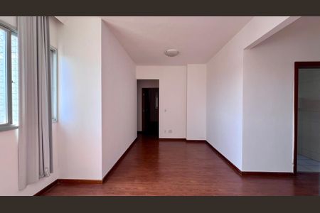 Apartamento à venda com 76m², 3 quartos e 2 vagassala 