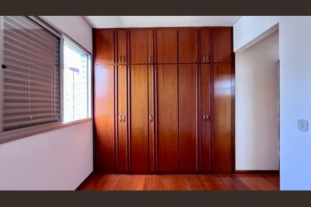 Apartamento à venda com 76m², 3 quartos e 2 vagasquarto 