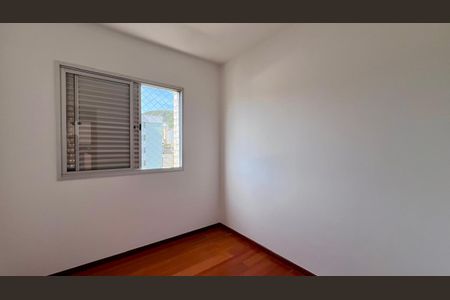 Apartamento à venda com 76m², 3 quartos e 2 vagasquarto 
