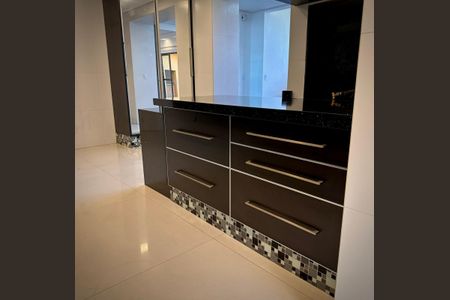 Apartamento à venda com 217m², 4 quartos e 4 vagasFoto 35