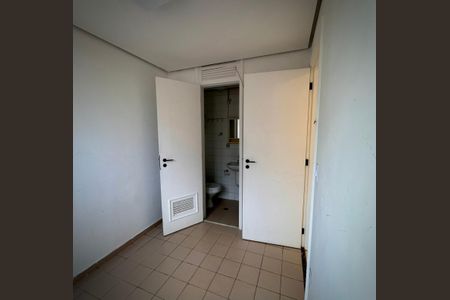 Apartamento à venda com 217m², 4 quartos e 4 vagasFoto 21