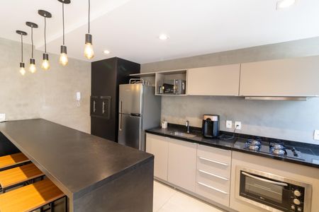 Apartamento à venda com 43m², 1 quarto e 1 vagaÁrea gourmet