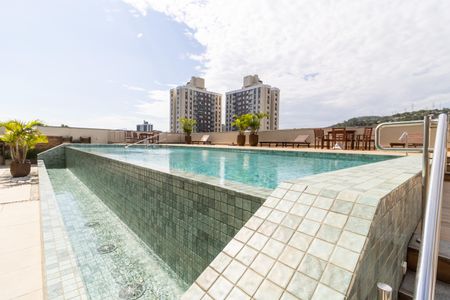 Apartamento à venda com 43m², 1 quarto e 1 vagaÁrea comum - Piscina