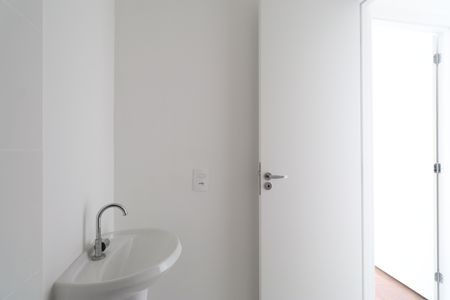 Apartamento para alugar com 32m², 2 quartos e sem vagaBanheiro 