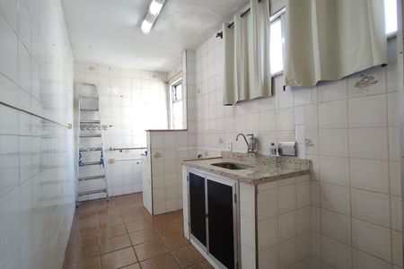 Apartamento à venda com 43m², 2 quartos e 1 vagaCozinha 