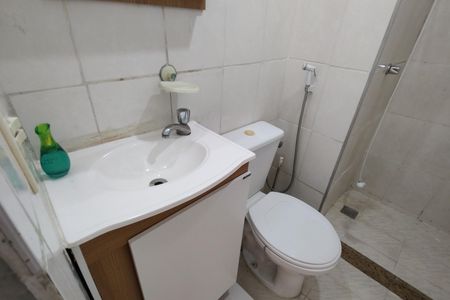 Apartamento à venda com 43m², 2 quartos e 1 vagaBanheiro Social