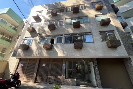 Apartamento à venda com 100m², 3 quartos e 1 vaga Apartamento à venda com 100m², 3 quartos e 1 vagaFachada