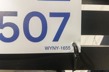 Casa à venda com 160m², 3 quartos e 3 vagasFachada - Placa Código WYNY-1655