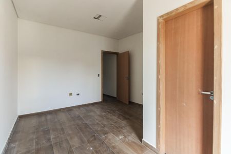 Casa à venda com 160m², 3 quartos e 3 vagasSuíte 