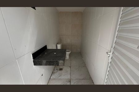 Casa à venda com 250m², 3 quartos e 2 vagasBanheiro de serviço
