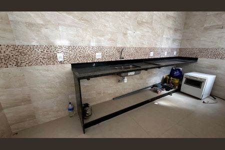Casa à venda com 250m², 3 quartos e 2 vagasCozinha