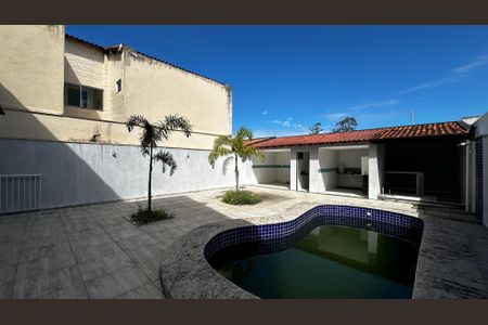 Casa à venda com 250m², 3 quartos e 2 vagasÁrea externa